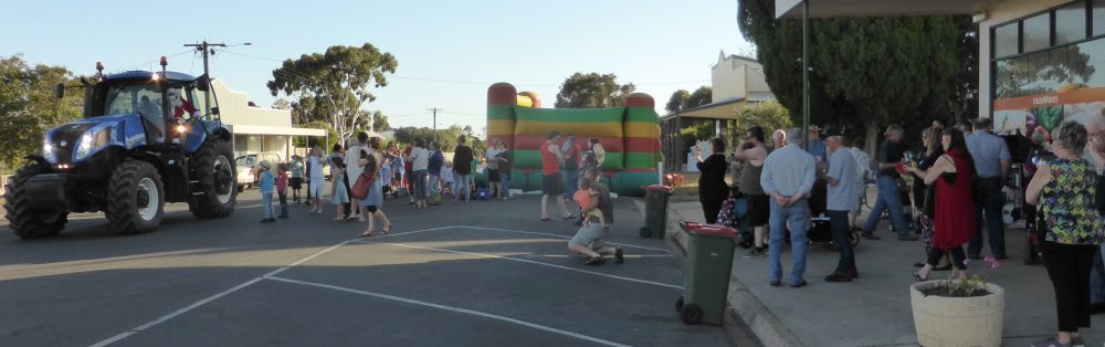 2013 Christmas street party